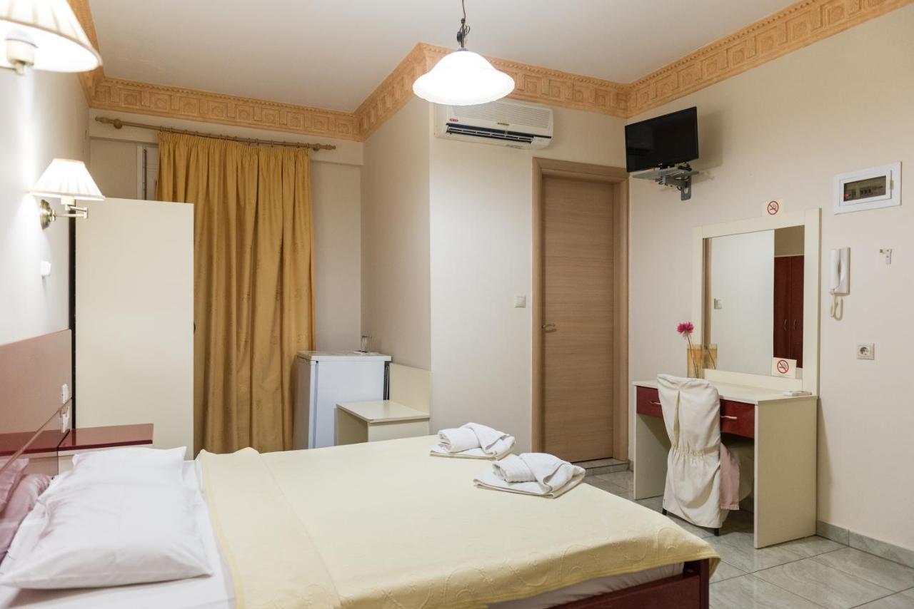 Hotel Aigli Farsala Exterior photo